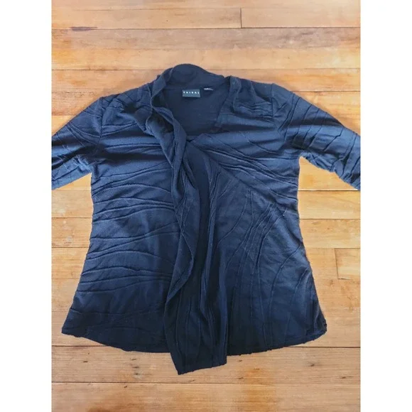 Tribal Black Textured Top - Picture 6 of 6